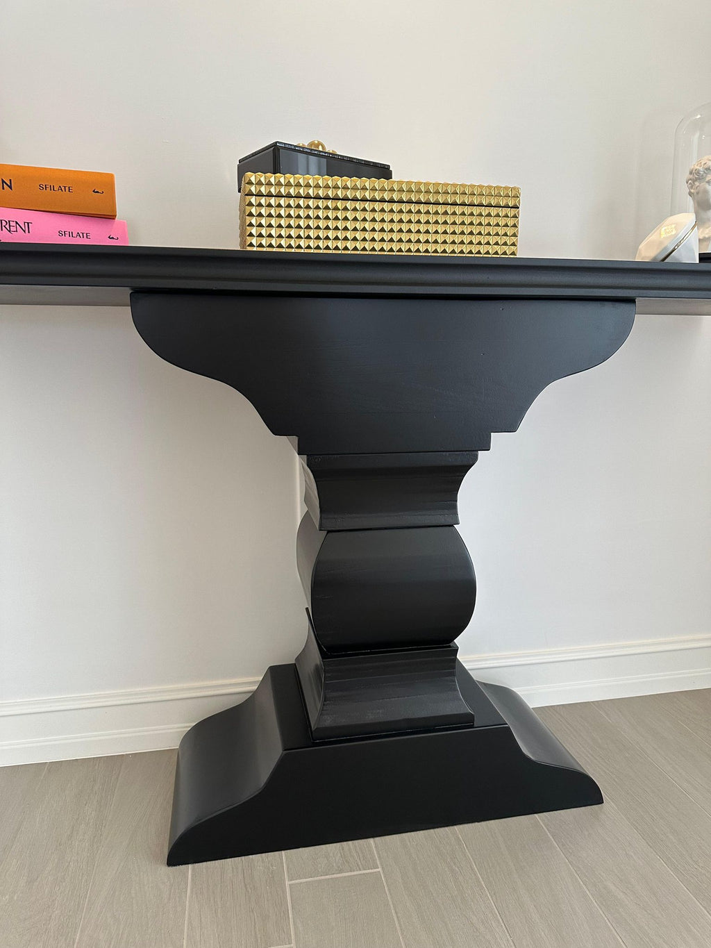 Consolle Elegance – Design Classico Contemporaneo Laccato